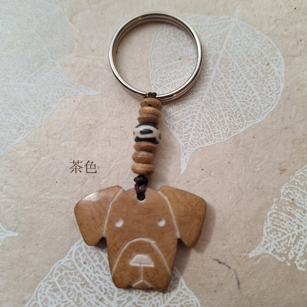 茶色のたれ耳犬キーチェーン