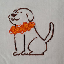 画像をギャラリービューアに読み込む, 犬に感謝Tシャツ｜白×白犬｜職人刺繍【ネパール支援】
