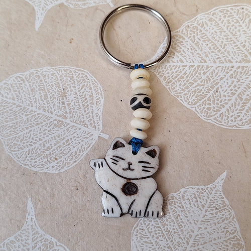 かわいく福を招く招き猫キーチェーンホワイト